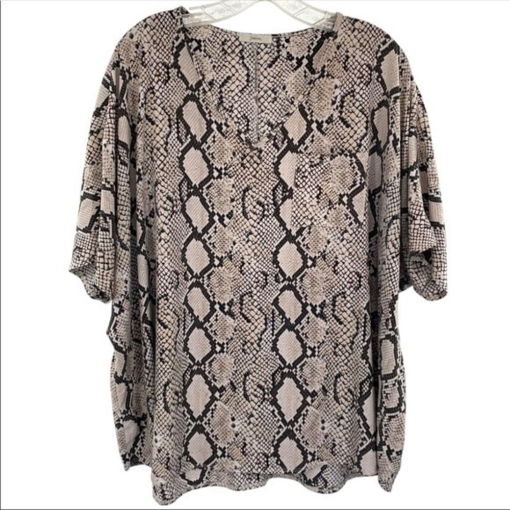 Jodifl Snake Print Oversized Flowy Top